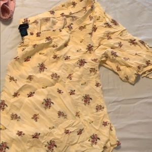 Rue 21+ 3x yellow floral off shoulder top